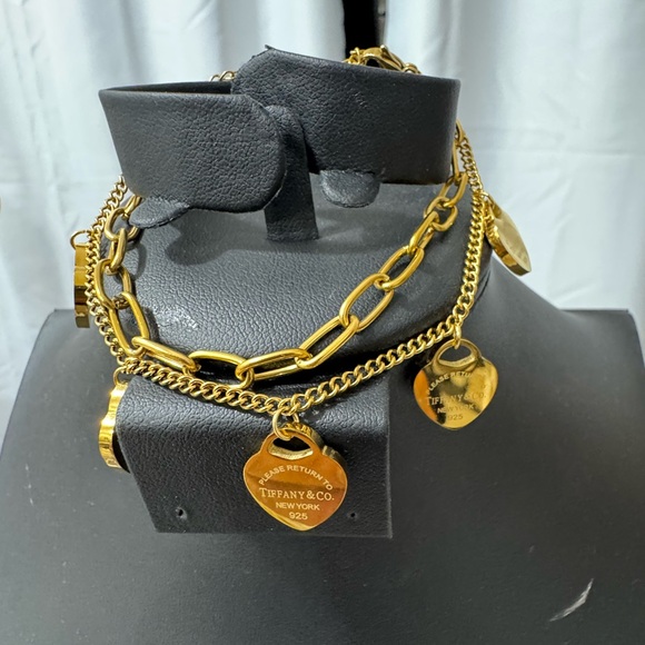 Inspired fashion jewelry charm bracelet - Picture 7 of 7